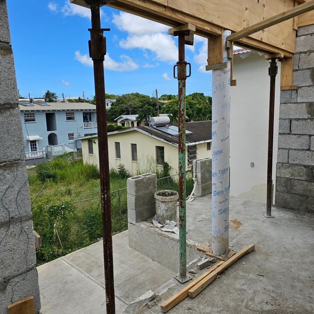Slab props under a building